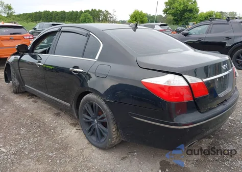 2009 Hyundai Genesis 4.6 z USA, uszkodzony, nr VIN KMHGC46F69U064909